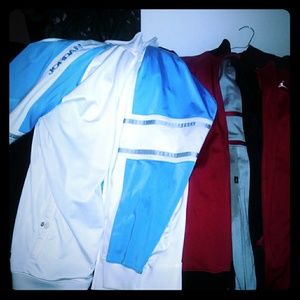 2 air Jordan jogging suits